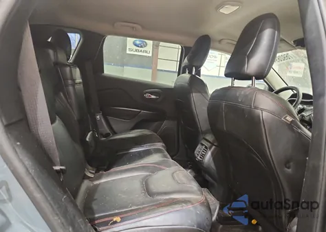 2014 Jeep Cherokee Trailhawk from USA, damaged, VIN 1C4PJMBS5EW276213